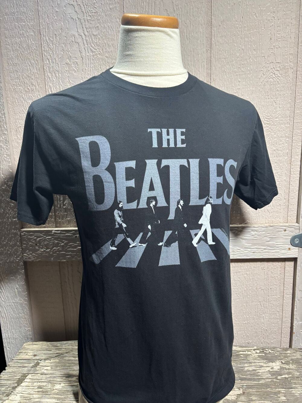 The Beatles abbey road Black T Shirt Size Medium
